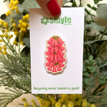 Load image into Gallery viewer, Common Heath Pin - Floral Emblem of Victoria