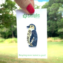Load image into Gallery viewer, Little Penguin Pin