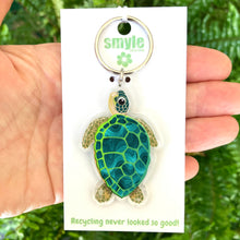 Load image into Gallery viewer, Green Sea Turtle Keyring