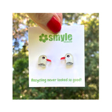 Load image into Gallery viewer, Seagull Studs