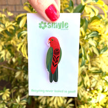 Load image into Gallery viewer, King Parrot Pin
