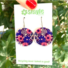 Load image into Gallery viewer, Retro Floral Purple Earrings
