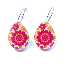 Load image into Gallery viewer, red flower on gold leaves retro resin short drop earrings

